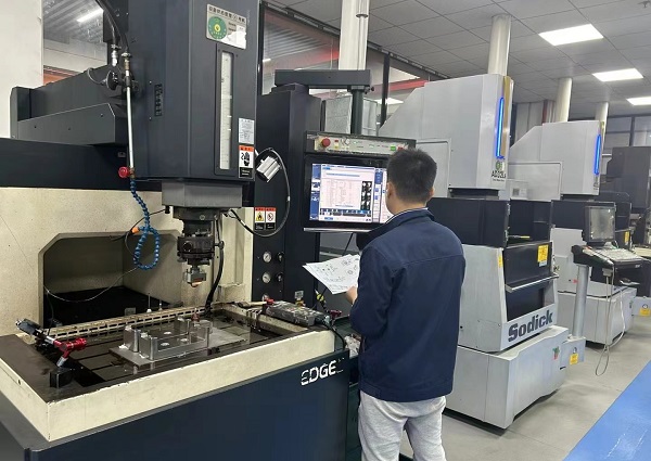 簡易模具廠報價要注意什麽